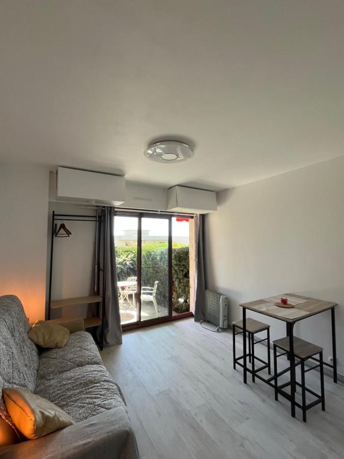 Charmant Studio Avec Terrasse Et Parking A Vence Eksteriør billede